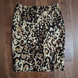 EUC Merona Stretch Lined Animal Print Knee Length Brown Tan Skirt Zip Up Size 4